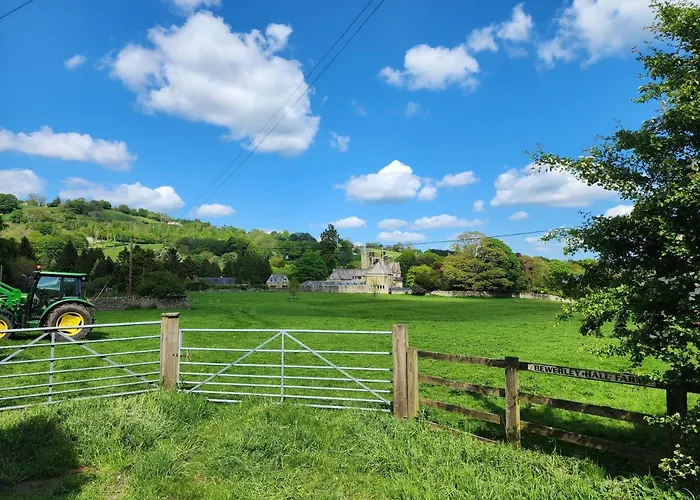 Bewerley Hall Farm Bed & Breakfast *